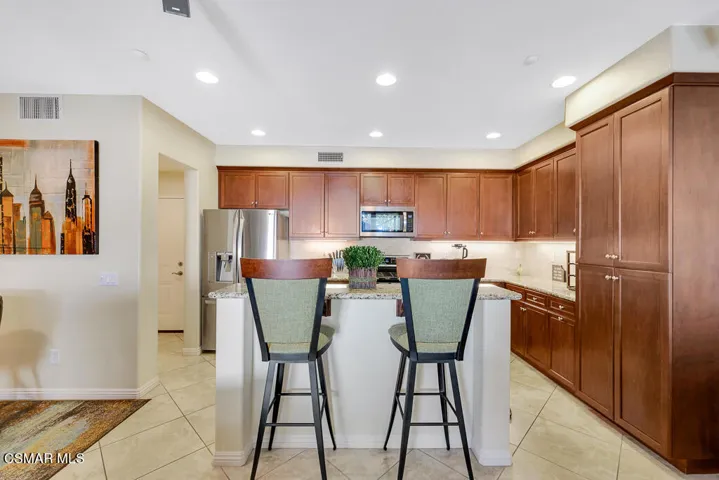 1510 Silver Shadow Dr  -  HsHProd-42