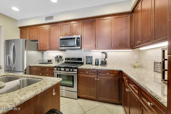 1510 Silver Shadow Dr  -  HsHProd-43