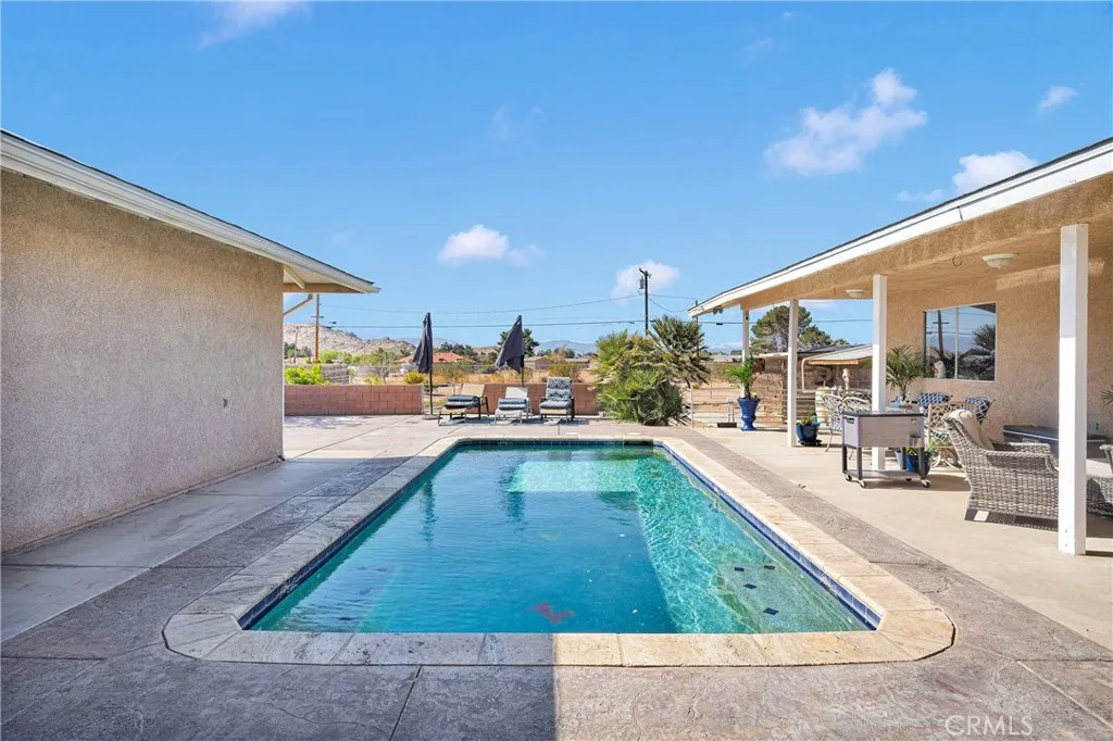 19949 Rimrock Road, Apple Valley, California 92307 home-pic-39