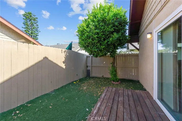 22952 Caminito Poco, Laguna Hills, California 92653