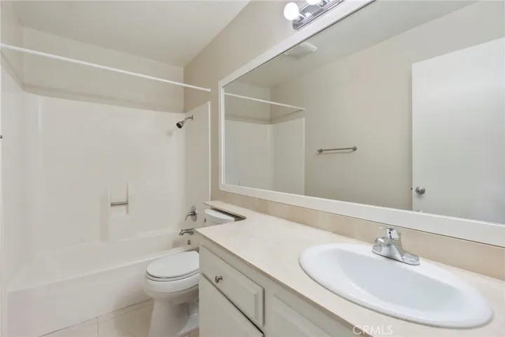 22952 Caminito Poco, Laguna Hills, California 92653