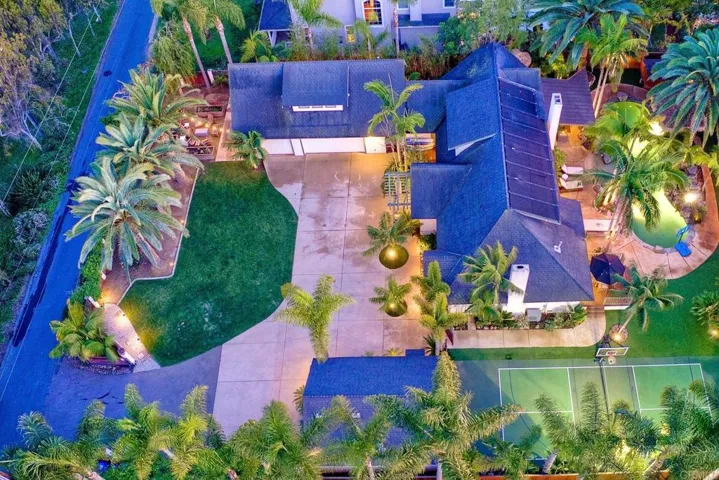 2785 Crest Drive, Carlsbad, California 92008