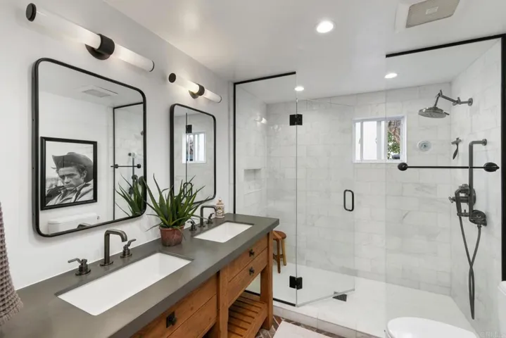 2785 Crest Drive, Carlsbad, California 92008