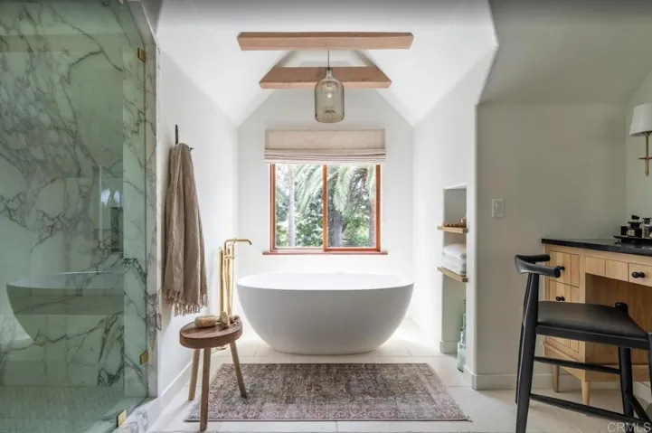 2785 Crest Drive, Carlsbad, California 92008