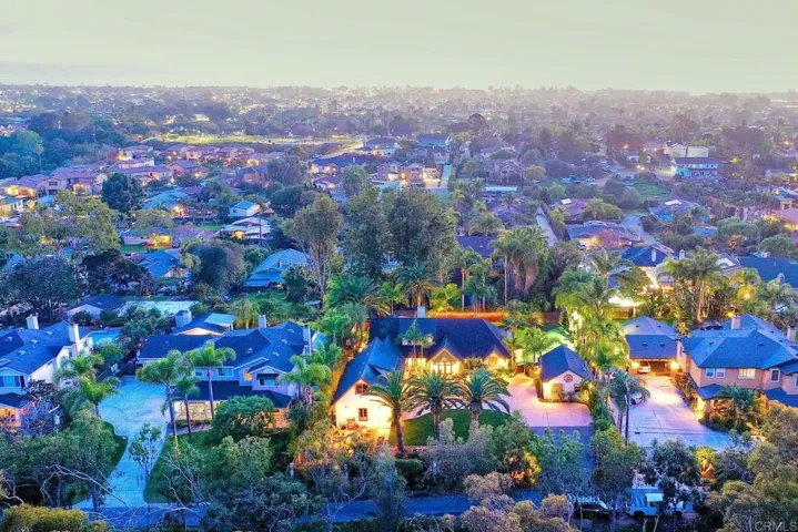 2785 Crest Drive, Carlsbad, California 92008