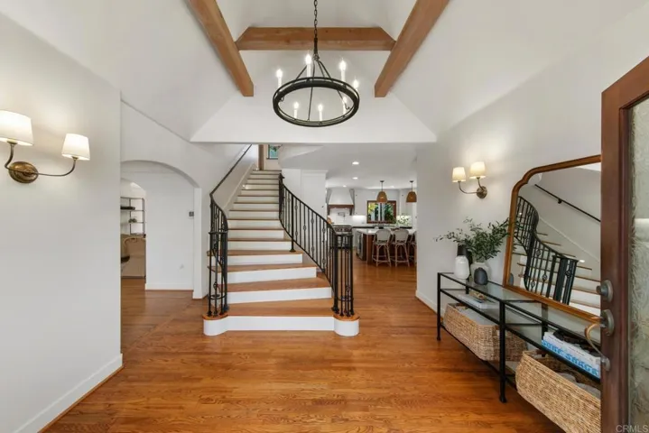 2785 Crest Drive, Carlsbad, California 92008