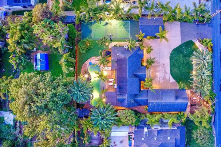 2785 Crest Drive, Carlsbad, California 92008