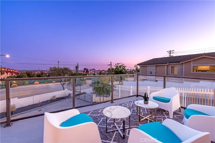 2799 E 21st Street, Signal Hill, California 90755