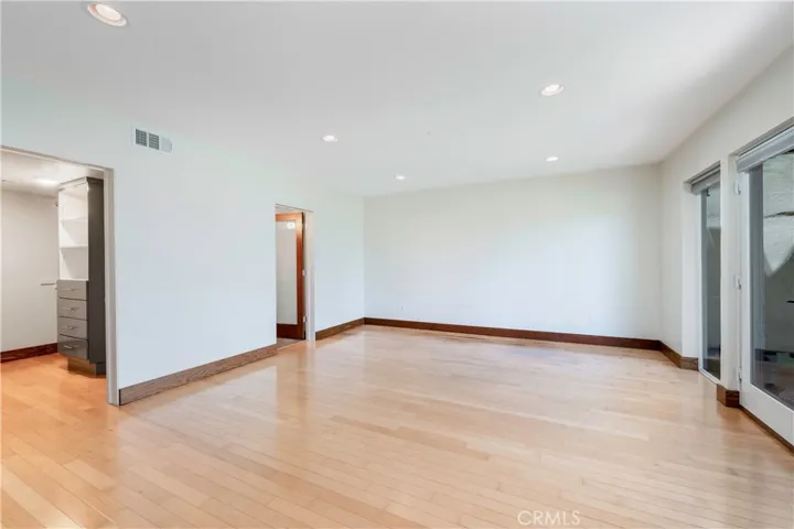 2799 E 21st Street, Signal Hill, California 90755