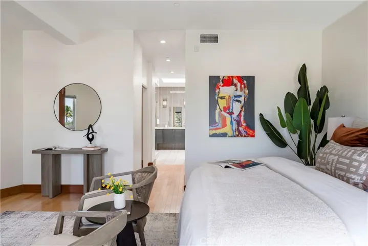 2799 E 21st Street, Signal Hill, California 90755