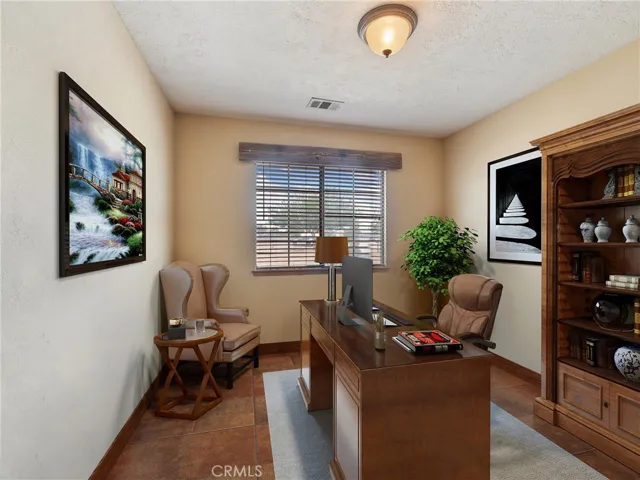 10373 Columbine Road, Oak Hills, California 92371