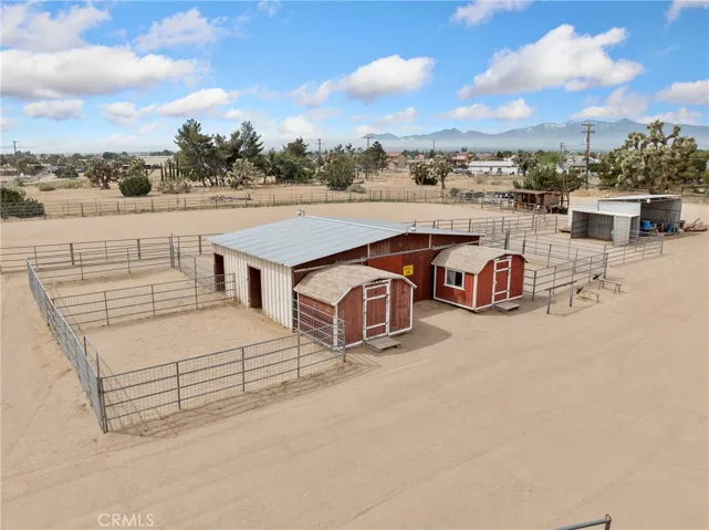 10373 Columbine Road, Oak Hills, California 92371