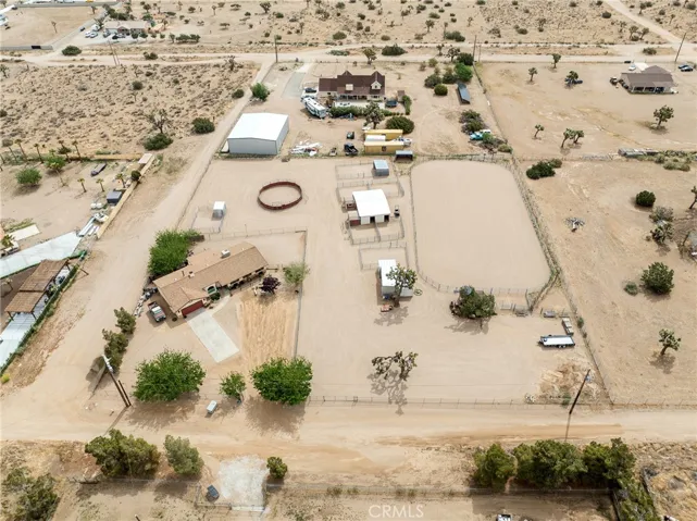 10373 Columbine Road, Oak Hills, California 92371