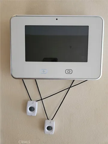 Vivint Security System that is fully paid for. System includes indoor and outdoor cameras around the home