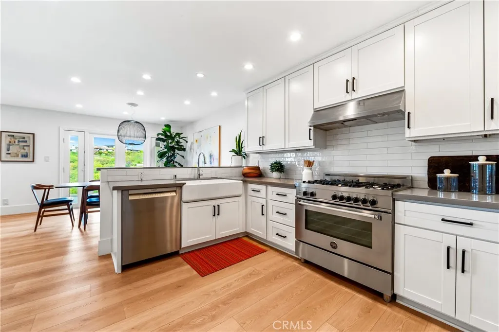 9 Jasmine Creek Dr, Corona Del Mar, California 92625 home-pic-24