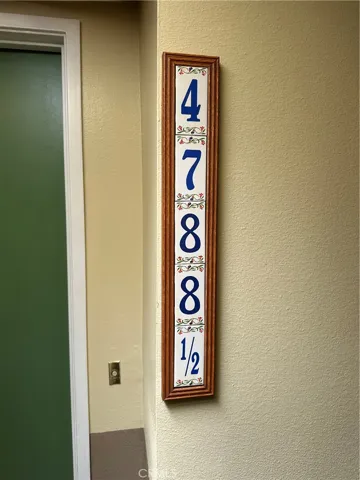 Make sure that you go to unit 4788 1/2 on the second floor, not the first floor unit