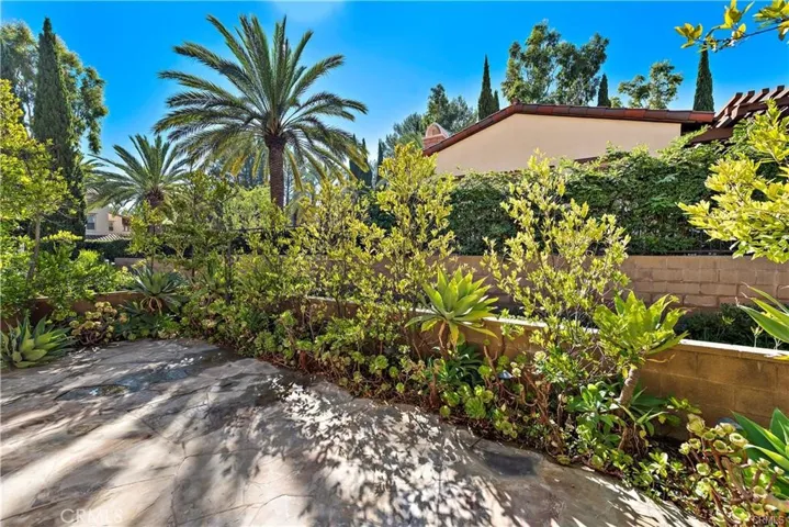 48 Talmont, Newport Coast, California 92657