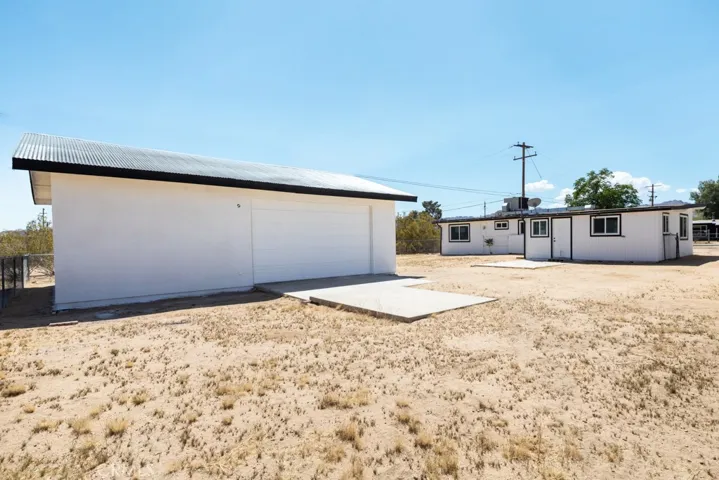 FRONT OVER SIZED GARAGE