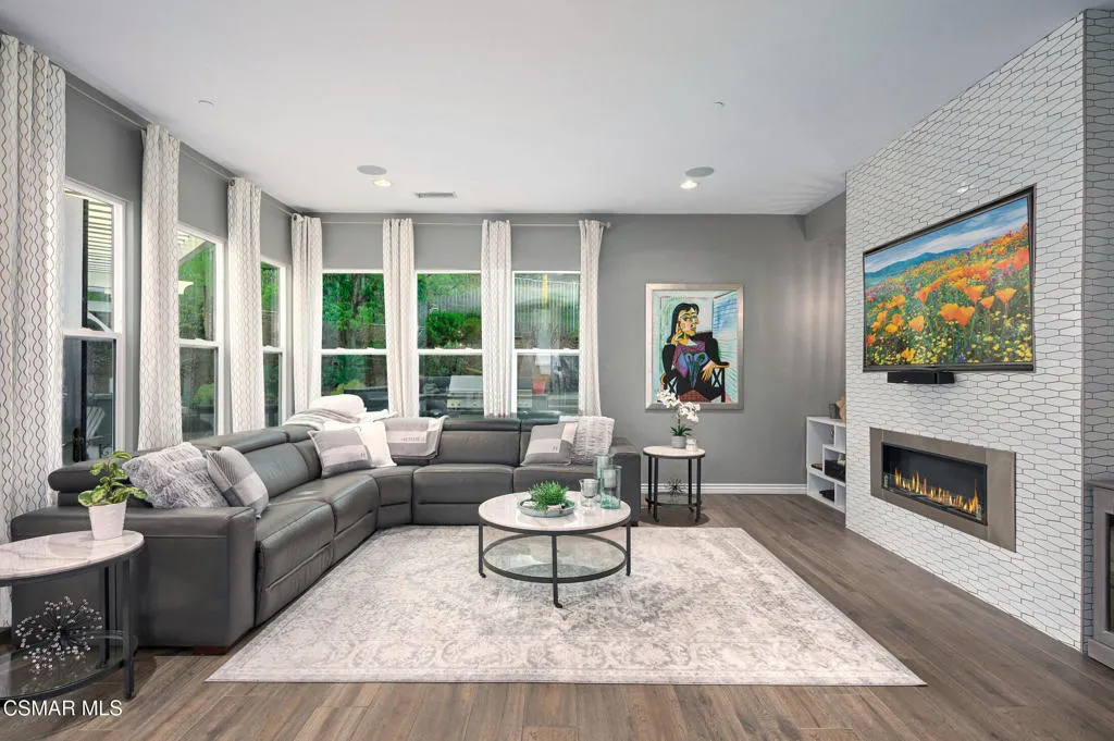 5477 Via Nicola, Newbury Park, California 91320 home-pic-17