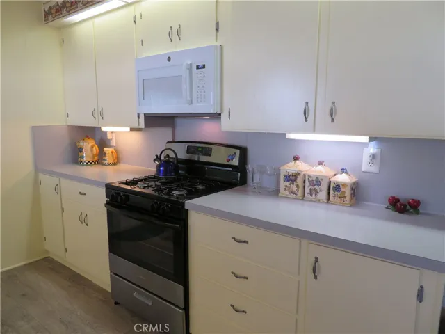 Kitchen Gas Appliances