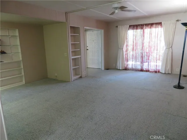 Huge Middle Room
