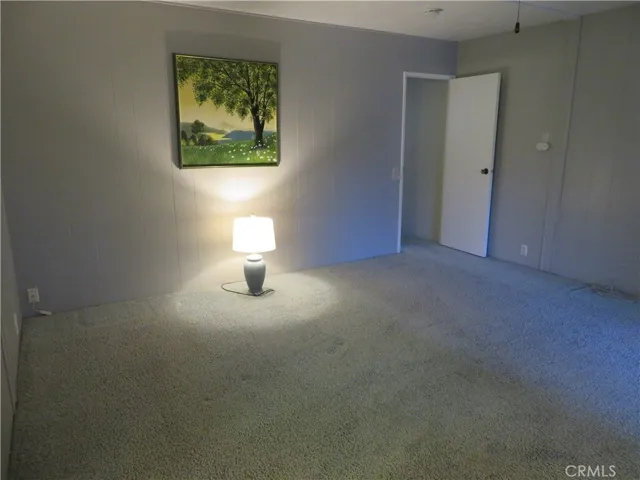 Huge main Bedroom