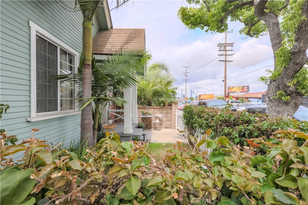 1341 N Fries, Wilmington, California 90744 home-pic-16