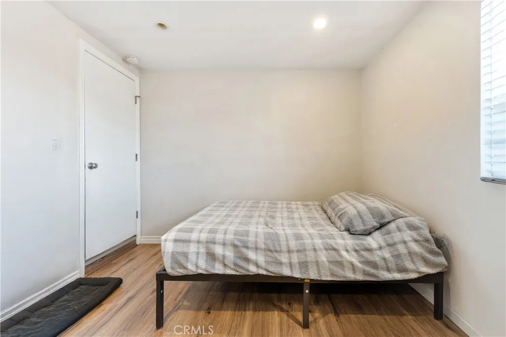 1301 E Pacific Coast, Wilmington, California 90744 home-pic-14