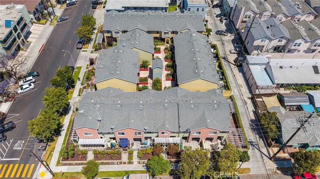 1500 Pine Avenue 19, Long Beach, California 90813 home-pic-21