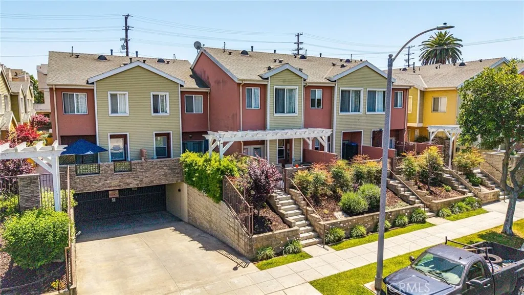 1500 Pine Avenue 19, Long Beach, California 90813 home-pic-16