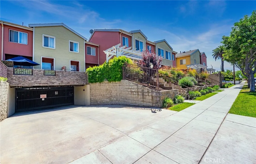 1500 Pine Avenue 19, Long Beach, California 90813 home-pic-13