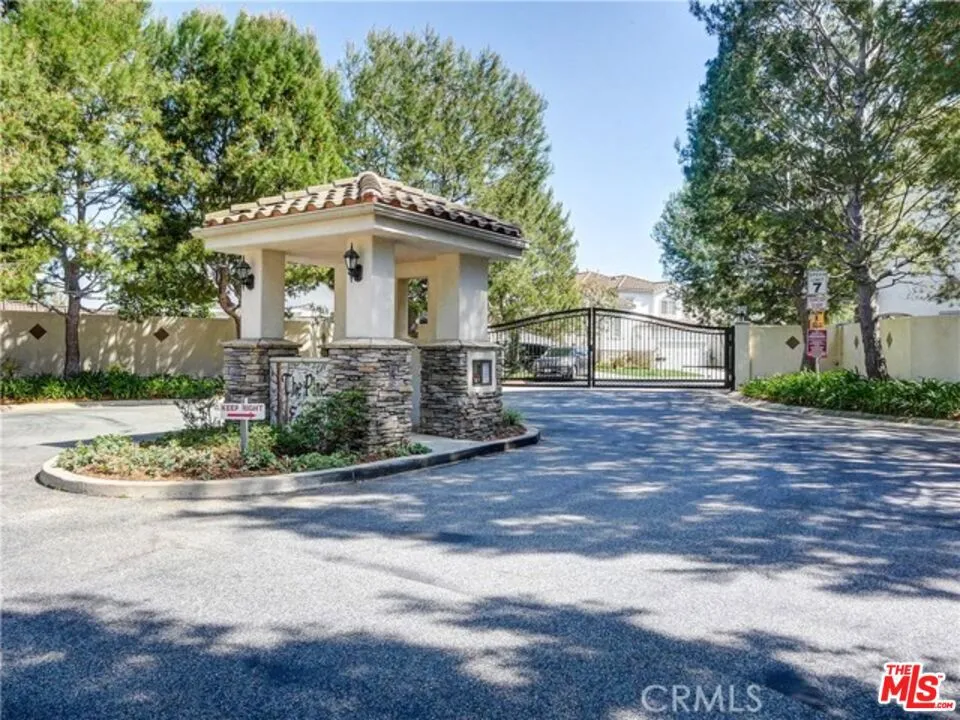 26363 Pines Estates Drive, Harbor City, California 90710 home-pic-35