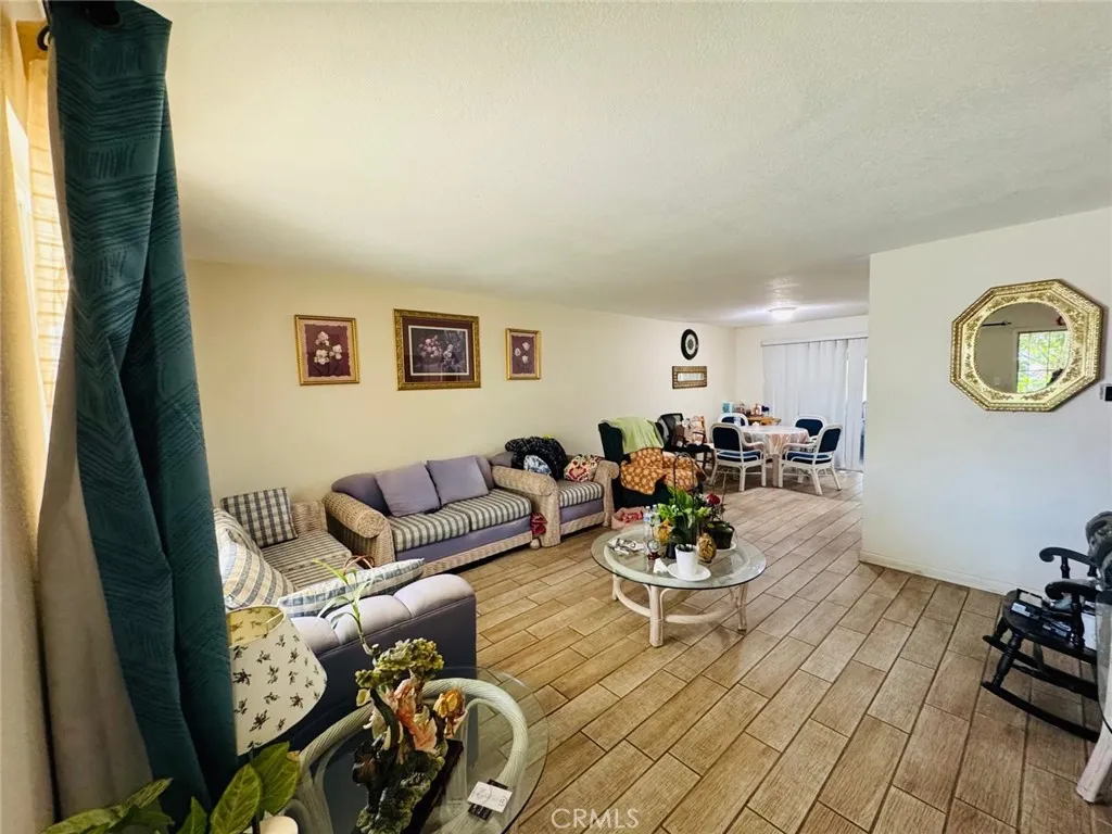 840 S. Gilbert St., Hemet, California 92543 home-pic-6