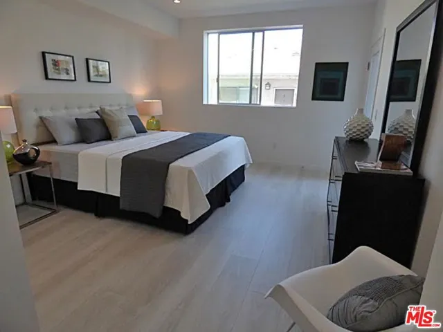 1526 Armacost Avenue 102, Los Angeles, California 90025