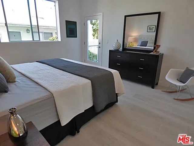 1526 Armacost Avenue 102, Los Angeles, California 90025