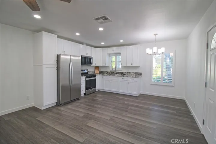 35391 Yucaipa Blvd. 1, Yucaipa, California 92399