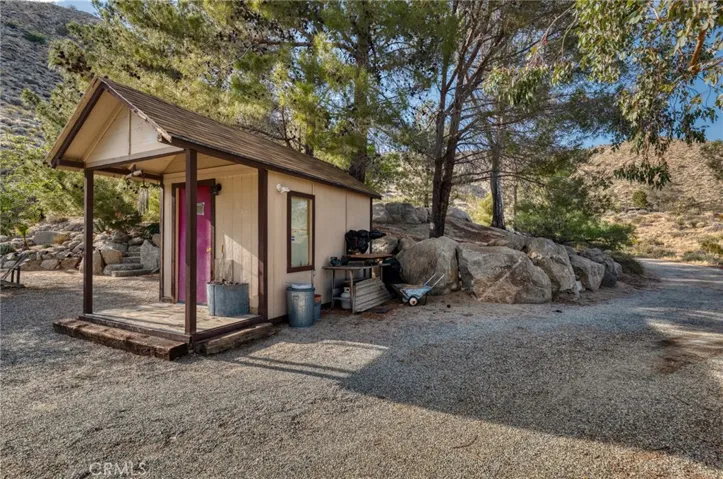 50125 Cedar Drive, Morongo Valley, California 92256