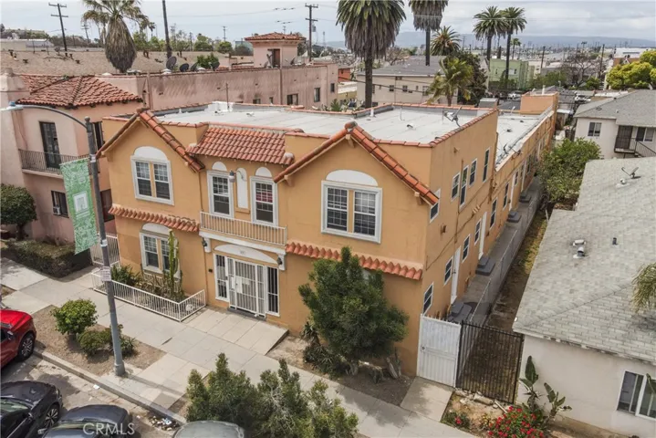 1495 Cedar Avenue, Long Beach, California 90813