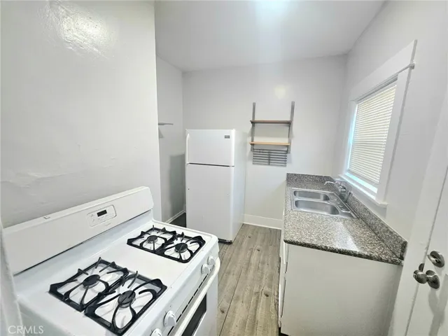 1495 Cedar Avenue, Long Beach, California 90813