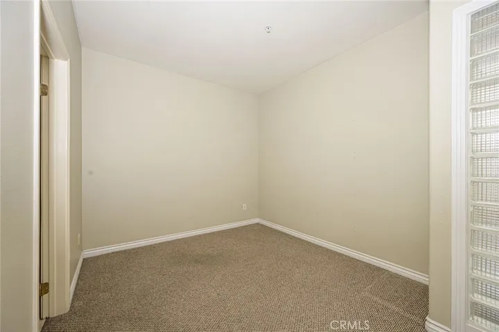 2233 Martin 213, Irvine, California 92612