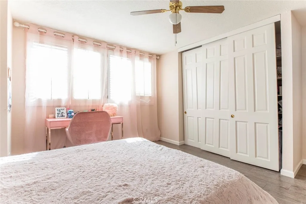 9653 La Tuna Canyon Road, Sun Valley, California 91352 home-pic-29