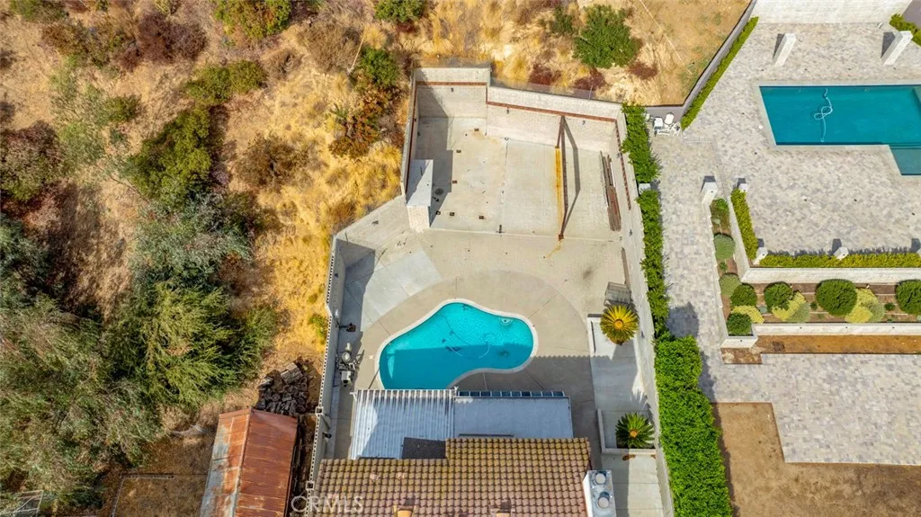 9653 La Tuna Canyon Road, Sun Valley, California 91352 home-pic-59