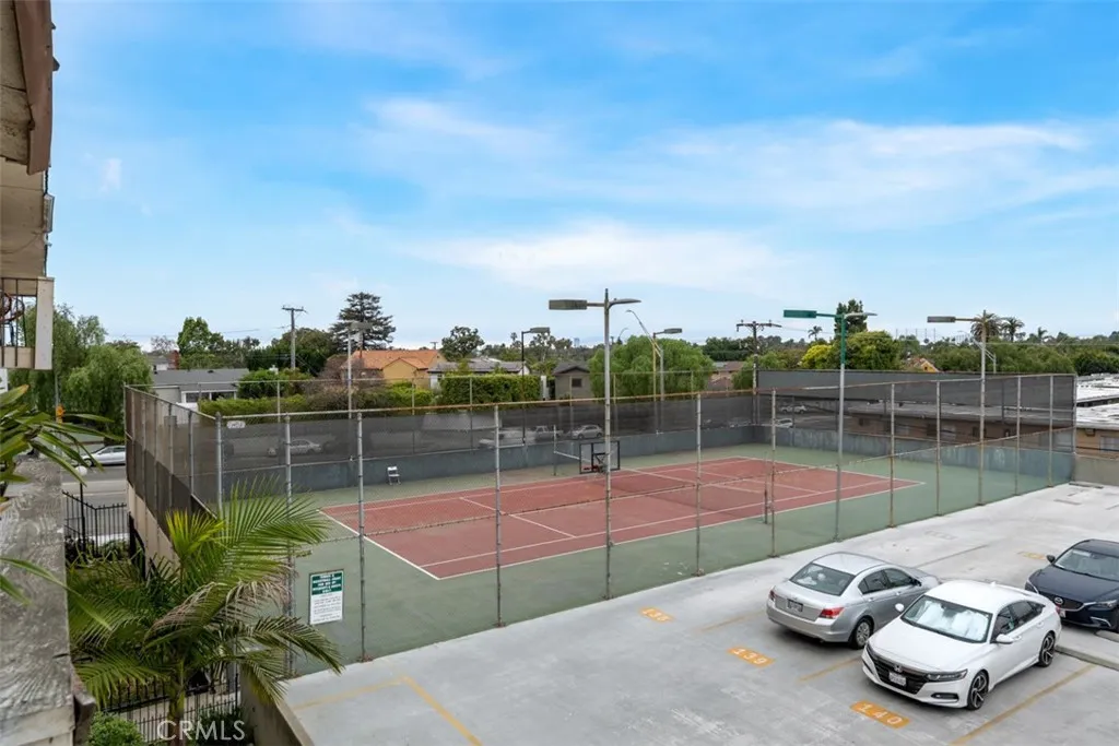 5585 E Pacific Coast Highway 258, Long Beach, California 90804 home-pic-14