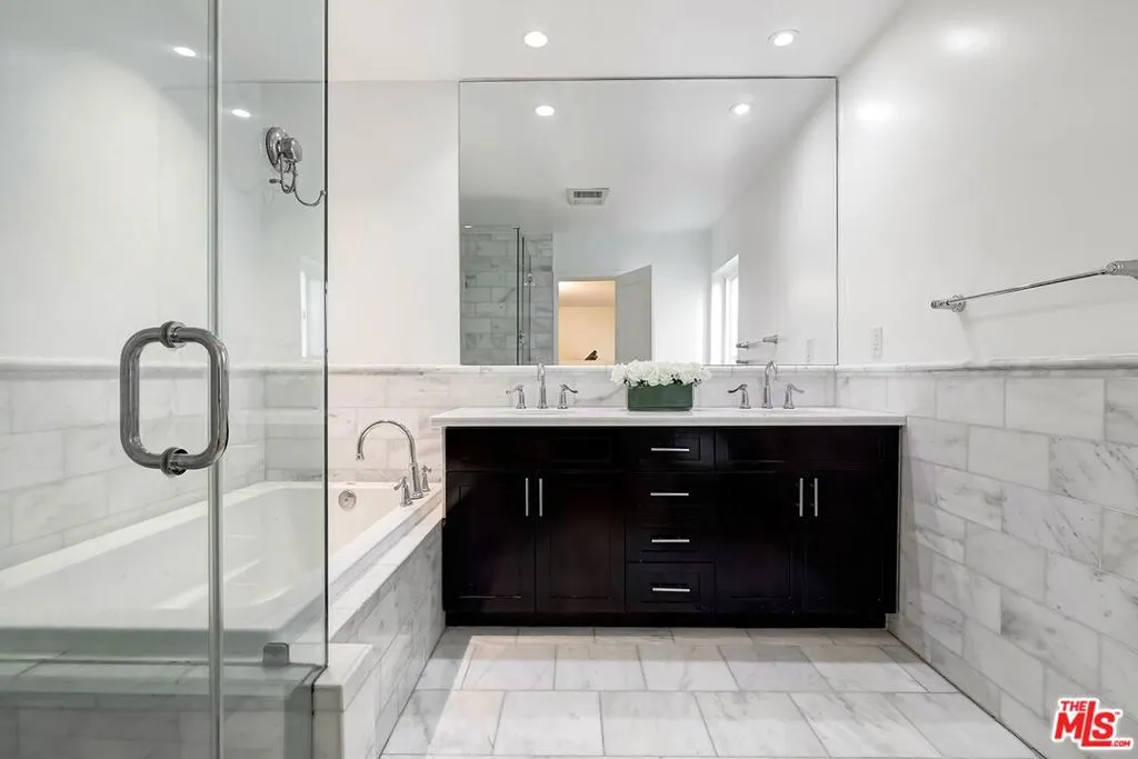 1454 Reeves Street 2, Los Angeles, California 90035 home-pic-11