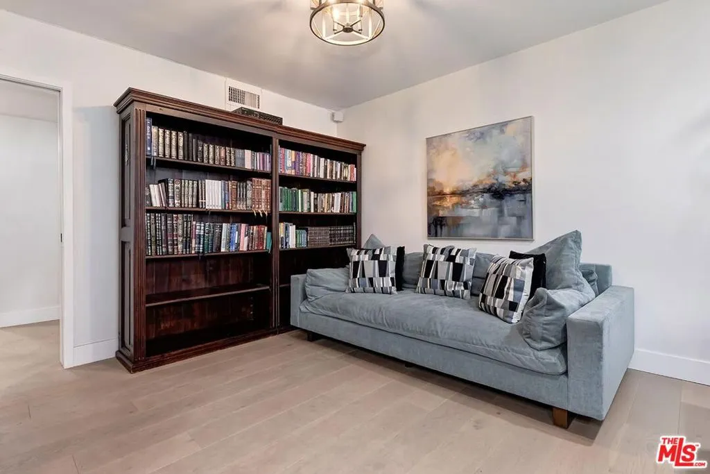 1454 Reeves Street 2, Los Angeles, California 90035 home-pic-7