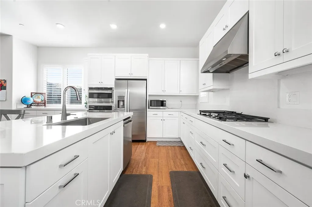 259 Lynx, Irvine, California 92618 home-pic-12