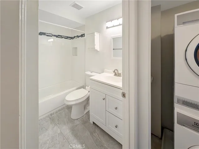 26770 Claudette Street 408, Canyon Country, California 91351