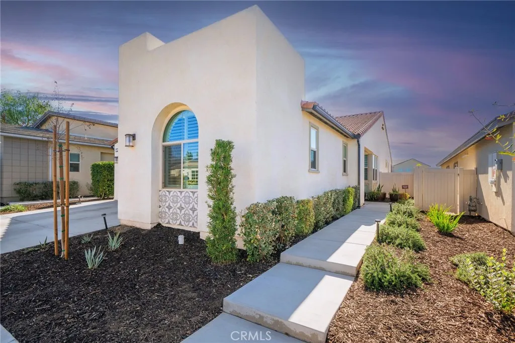 1525 Overpark Lane, Beaumont, California 92223 home-pic-25