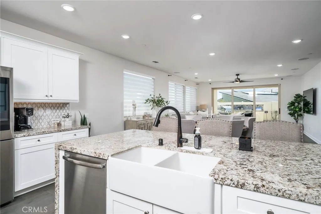 1525 Overpark Lane, Beaumont, California 92223 home-pic-10