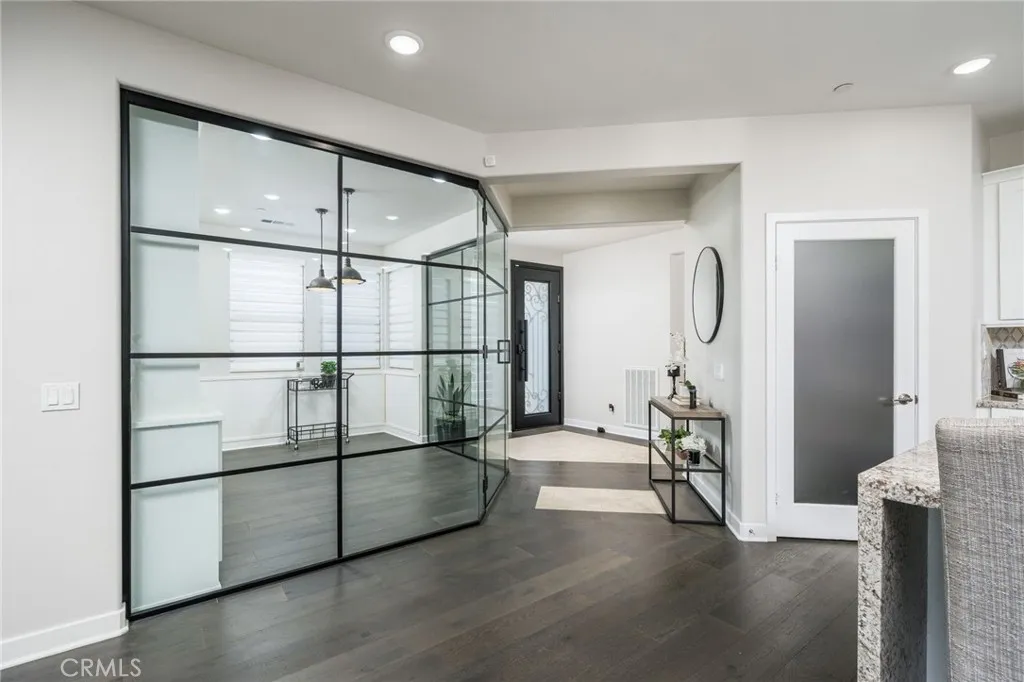 1525 Overpark Lane, Beaumont, California 92223 home-pic-1